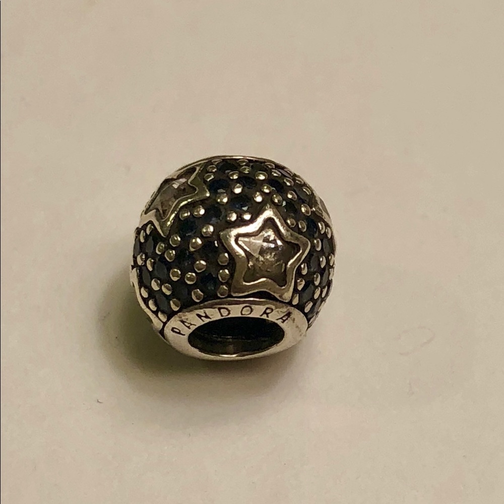 Pandora Follow the Stars